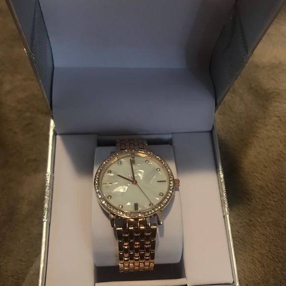 Watch - Picture 2 of 2